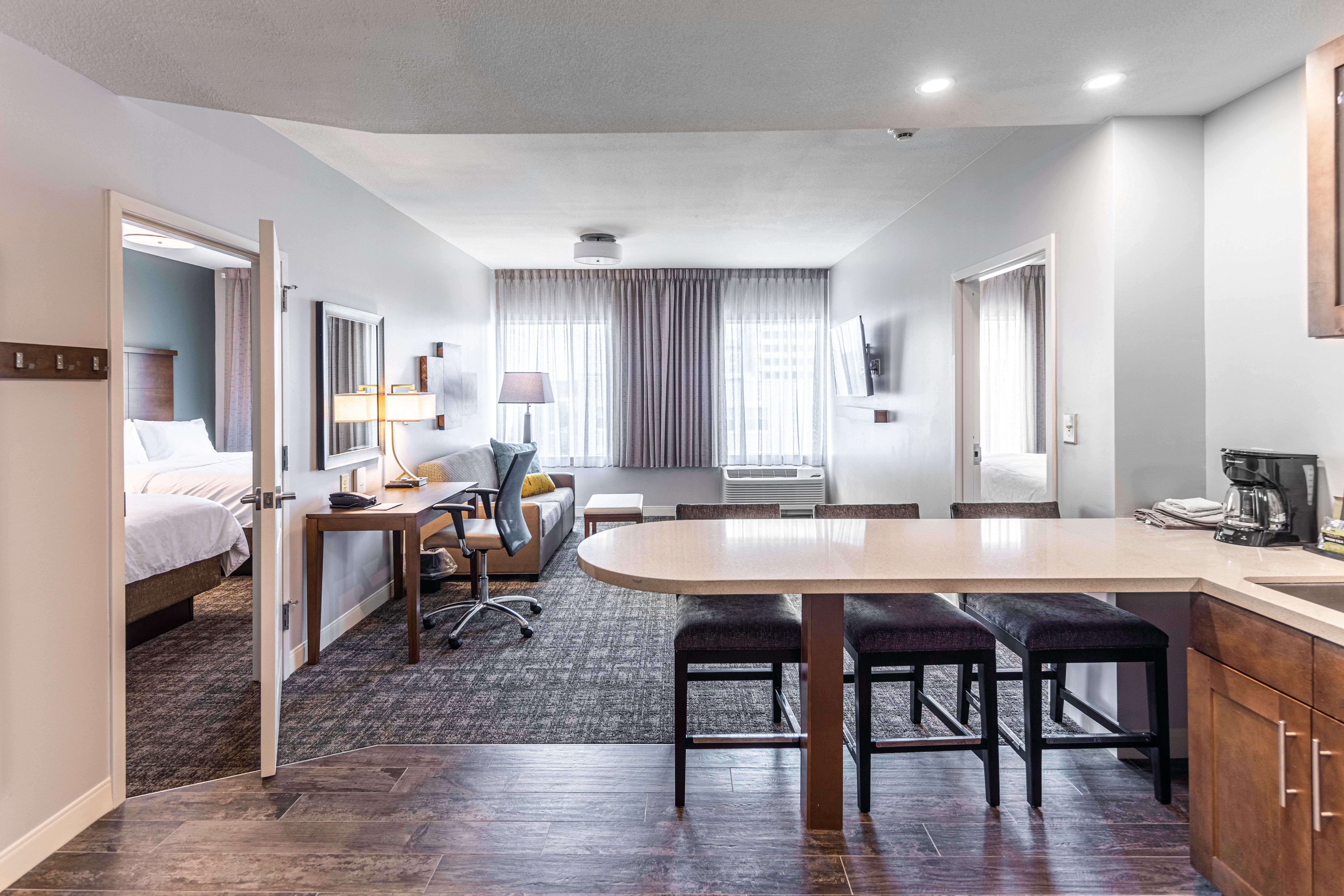 Staybridge Suites Montgomery - Downtown By Ihg Екстериор снимка